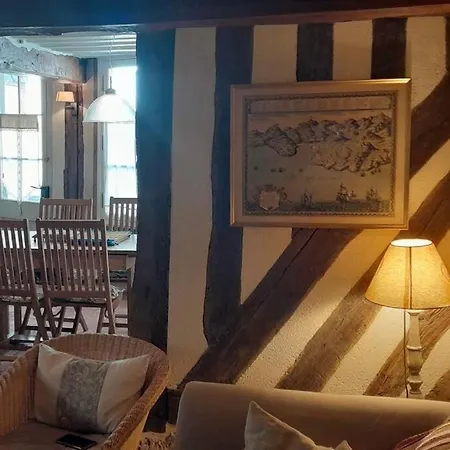 La Maison Belle Maree *